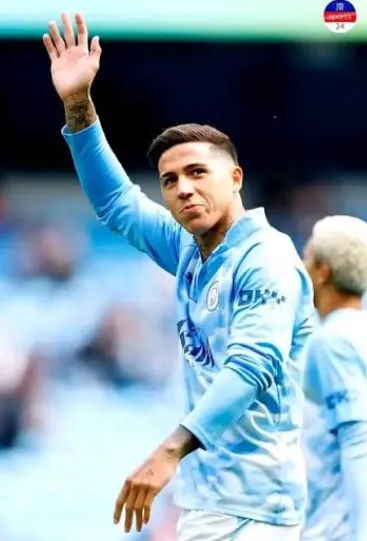  Enzo Fernandez and Iliman Ndiaye Impress on Manchester City Debuts in Coventry Win