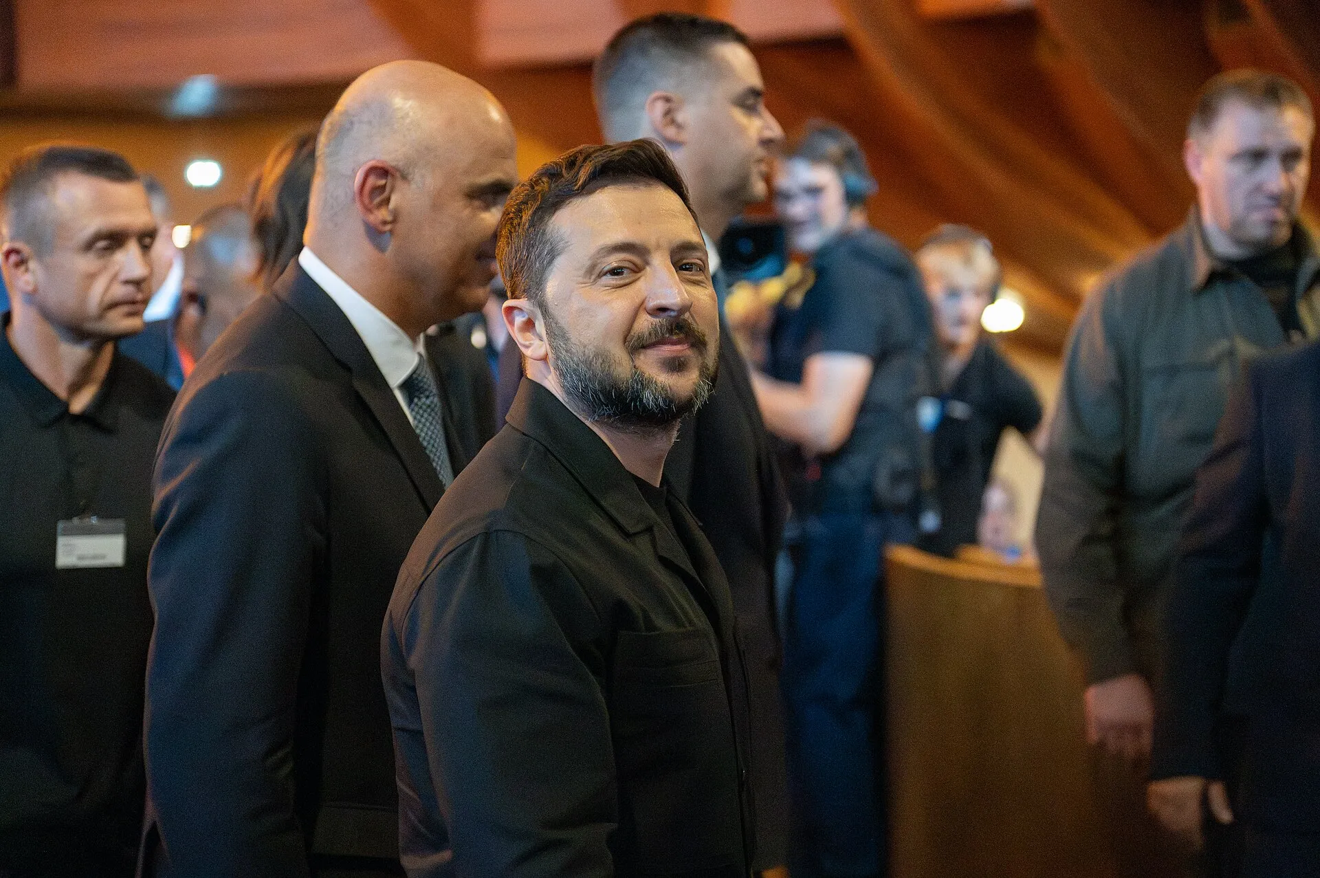 Zelensky Defends Ukraine's Right to Strike Back After Trump Calls Refinery Attacks a 'Disgrace'